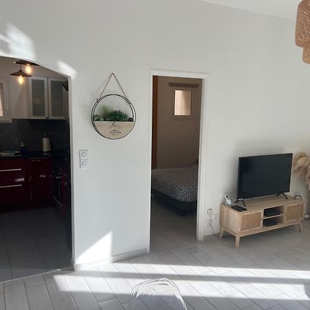Appartement Grand T2 Climatise A 5 Min De La Gare St-Charles - Vieux Port à Marseille Extérieur photo
