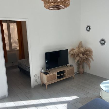 Appartement Grand T2 Climatise A 5 Min De La Gare St-Charles - Vieux Port à Marseille Extérieur photo
